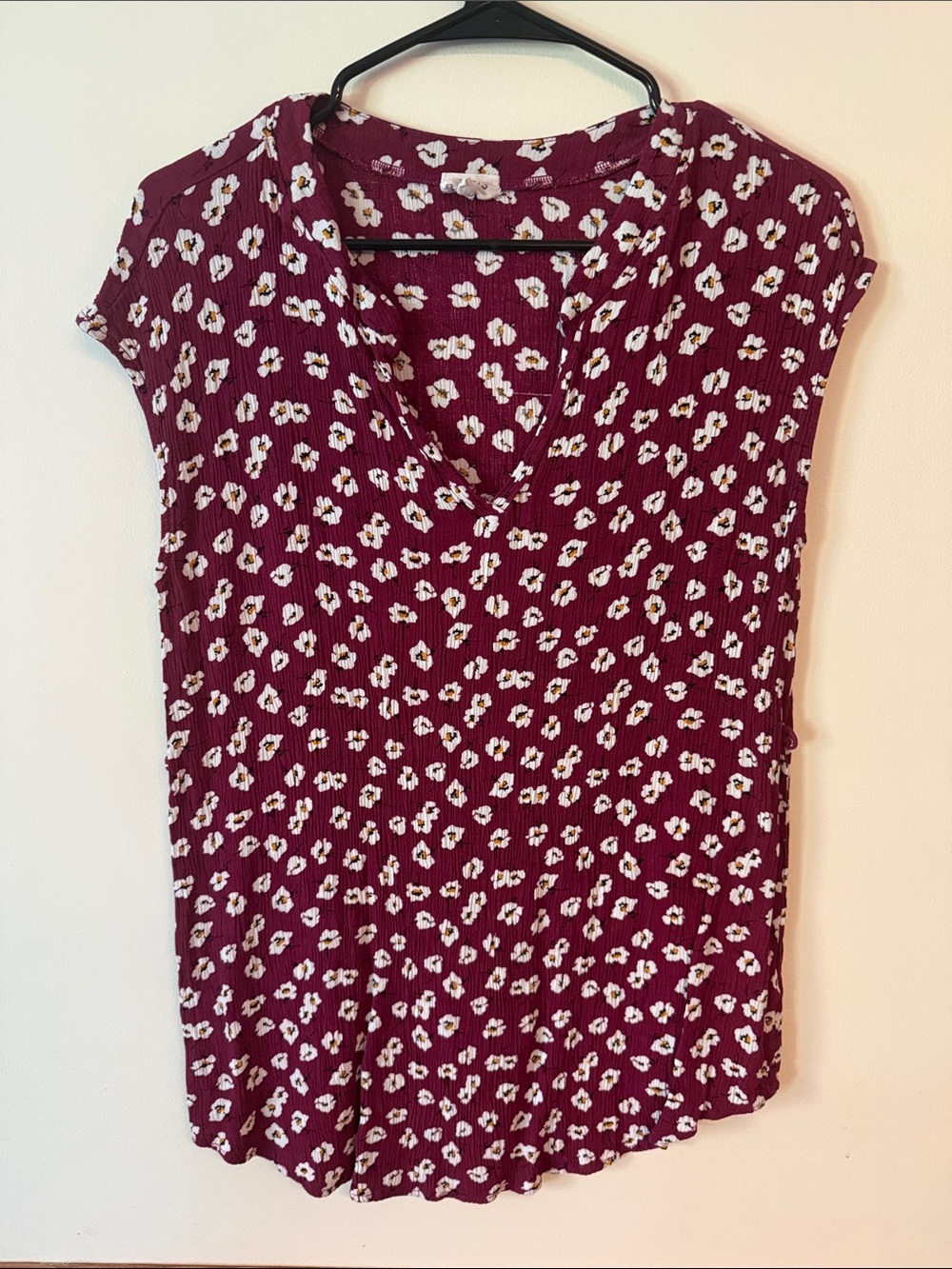 Maternity Le Lis Burgundy Floral V-Neck Cap Sleeve Top